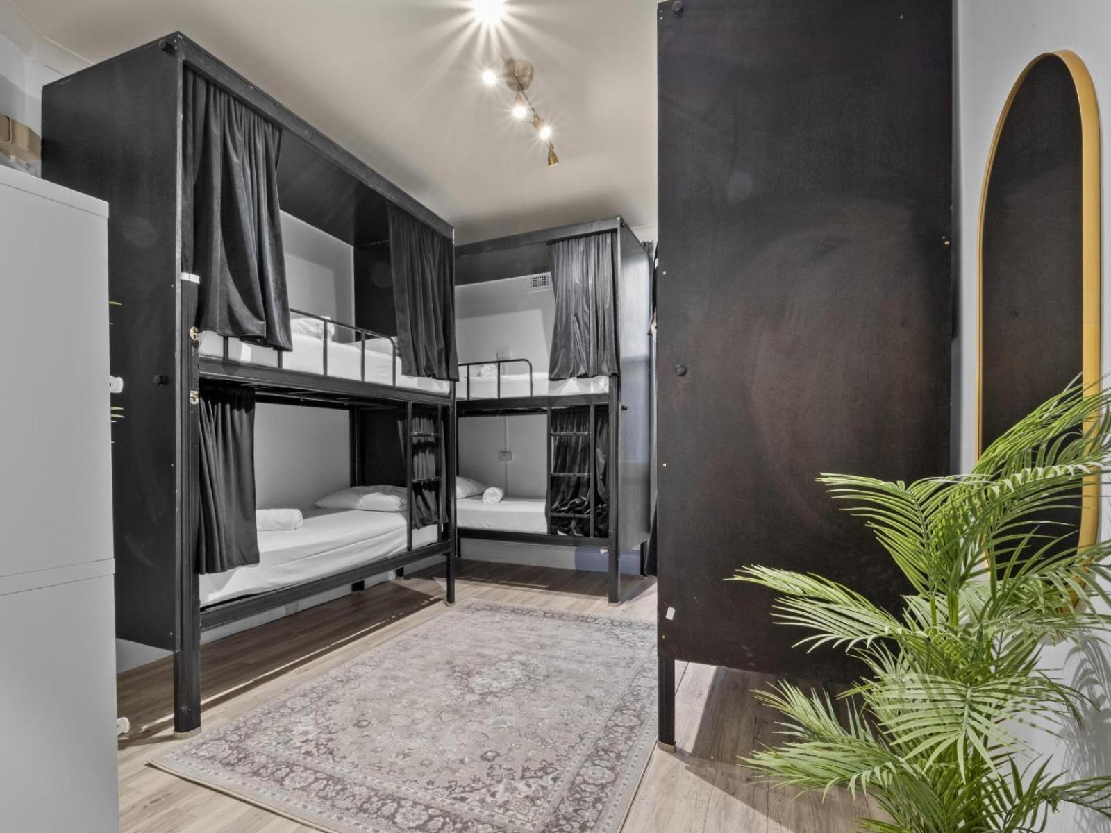 Private Room for 6 People (Private Bathroom)
